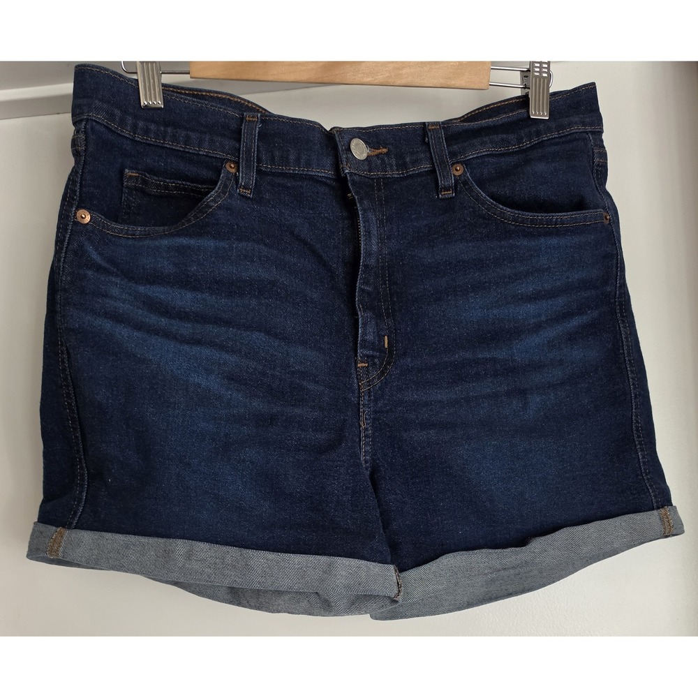 Signature Levi Strauss Women Shorts Size 32 Dark Blue Solid Casual Denim Jean